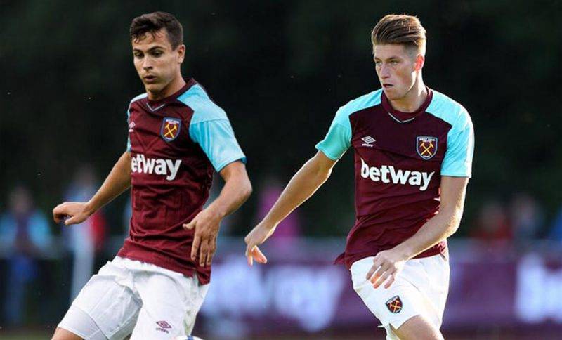 仅展现了两 仅展现了两